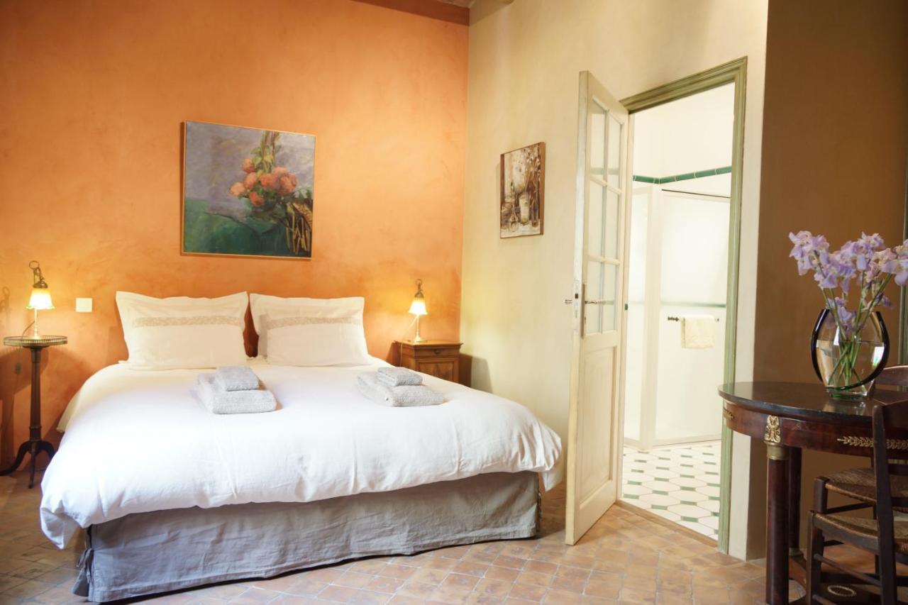 Maison En Provence Lapalud Luaran gambar